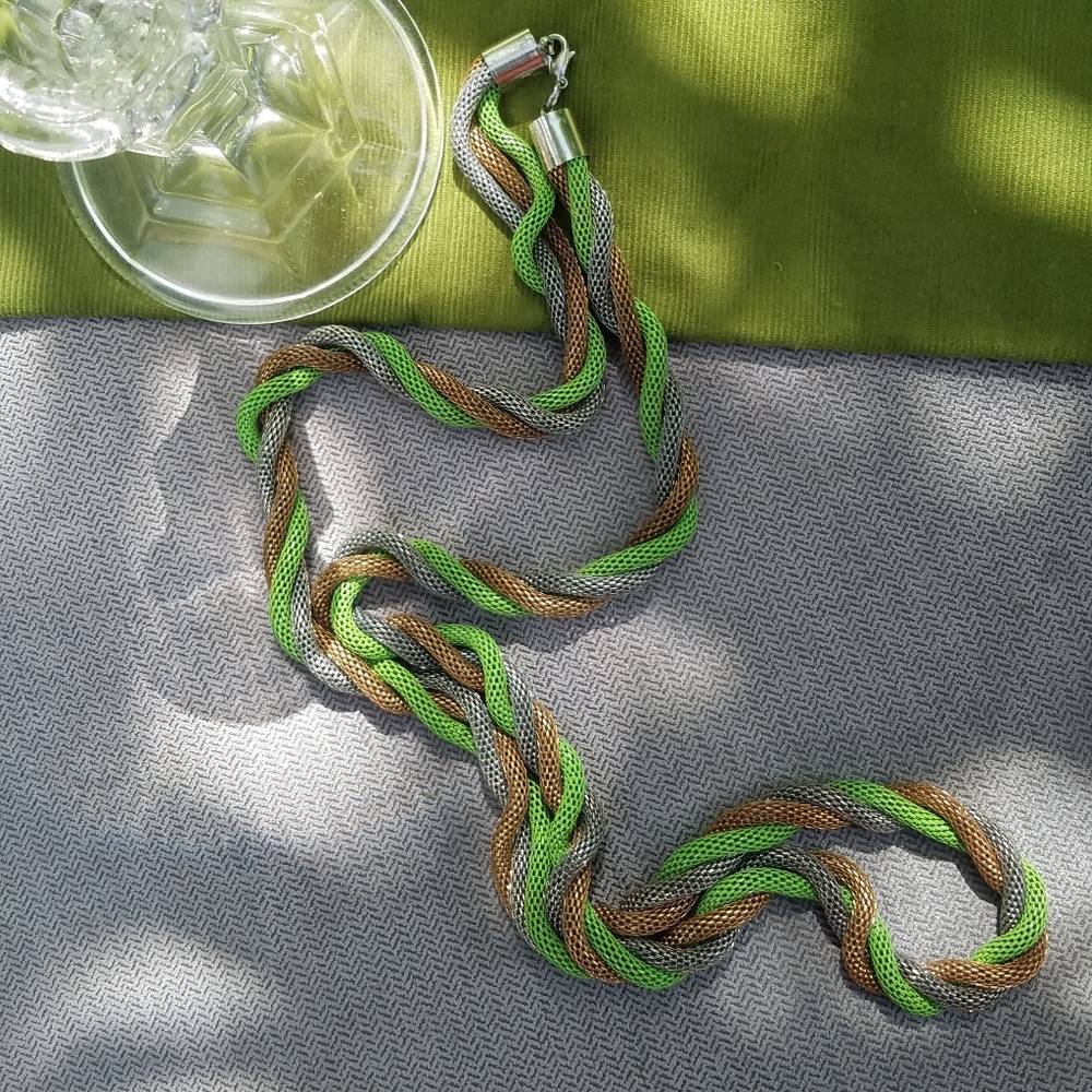 Multicolored necklace